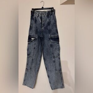 BDG Urban Outfitters Blaine Cargo Skate Jeans in Acid Wash.